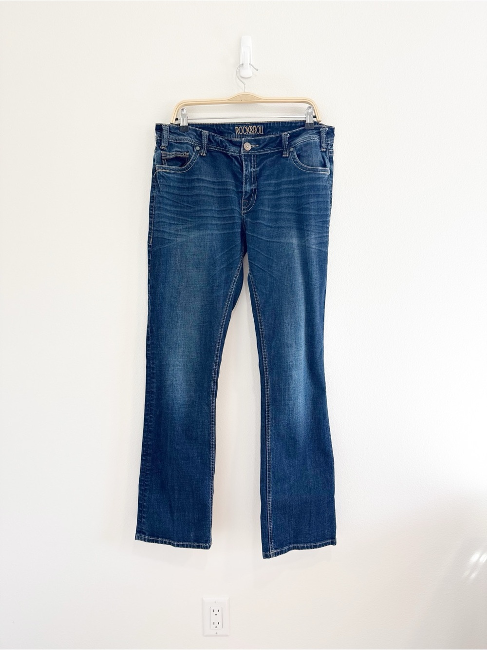 Rock & Roll Women’s Bootcut Boyfriend Jeans Dark Wash Mid Rise Size 30x34